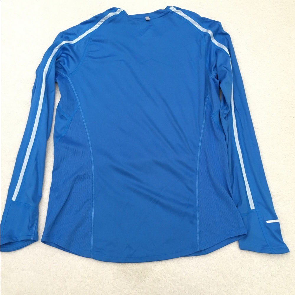 Nike Dri-Fit long sleeve running shirt - Picture 4 of 6